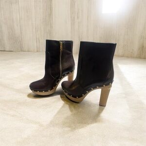 Michael Kors Black and Brown Heeled Boots